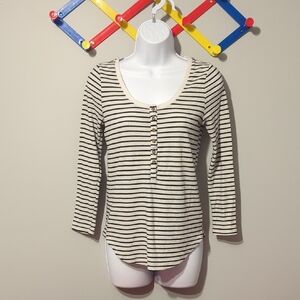 Old Navy Black and Cream Striped Women's Top